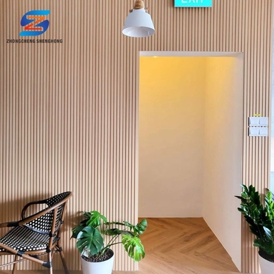 Qualità Custom PVC WPC Grille Wall Panel for Indoor Decoration fabbrica