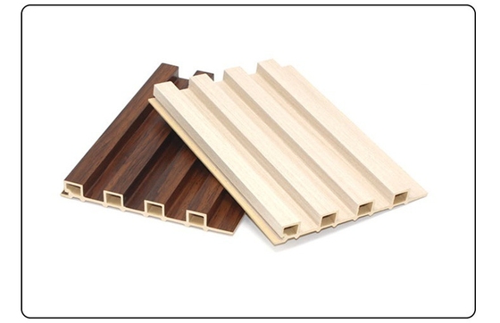 Qualità WPC Wood Veneer Wall Panel Moisture Proof Waterproof 160x25 fabbrica