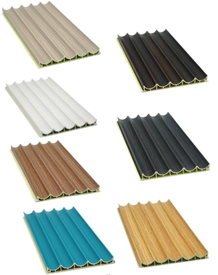 Qualidade WPC Indoor Grille Wall Panel Moisture-Proof Fireproof 2.7M fábrica