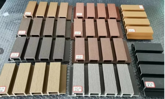 Calidad Fireproof WPC Wall Panel for Outdoor Commercial Cladding fábrica