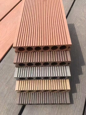 Ποιότητα 18mm Dark Grey WPC Decking 3D Embossed Click Outdoor Flooring εργοστάσιο