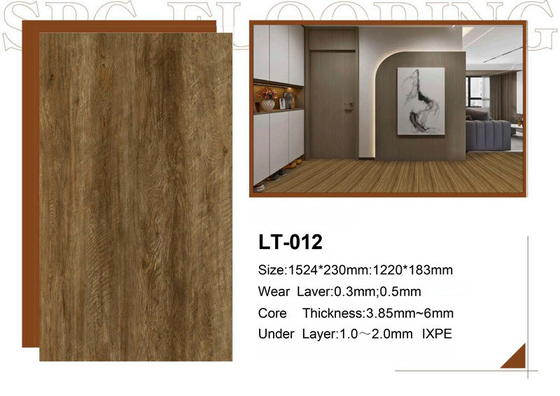 Qualität Waterproof SPC Flooring Tiles 4mm-7mm Thickness Click Lock Installation Fabrik